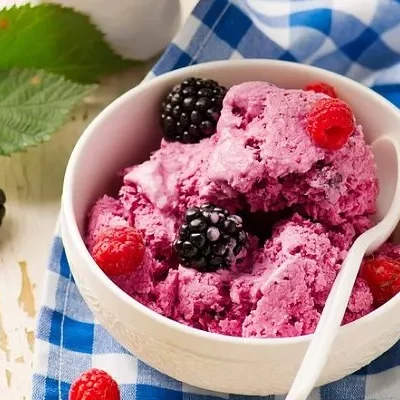 Замороженный ягодный йогурт